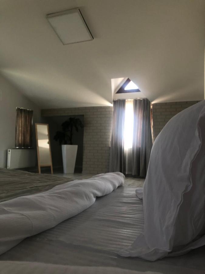 Hotel Real Airport Arnavutkoy Esterno foto